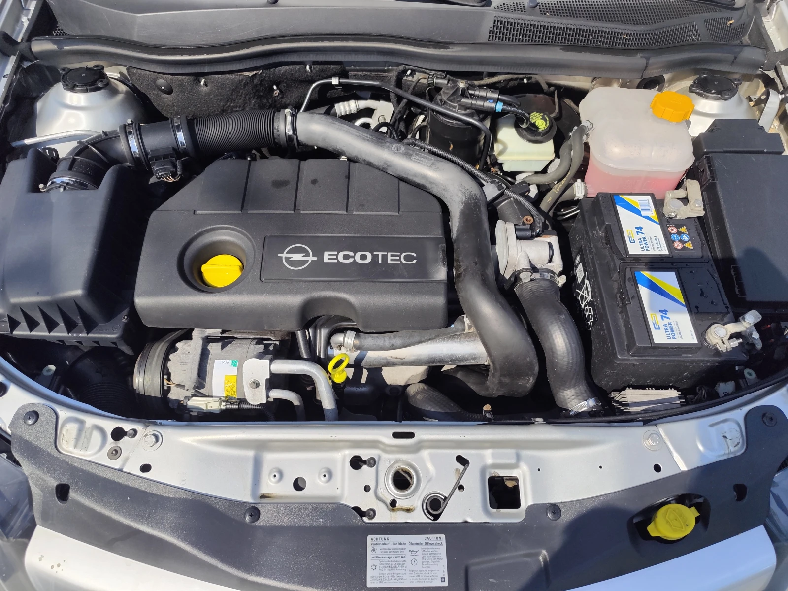 Opel Astra 1.7CDTi* KLIMA* , снимка 15 - Автомобили и джипове - 55562713