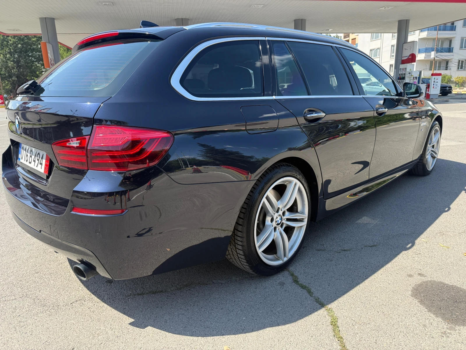 BMW 535 M-Paket/Full/Face/Като Нова!, снимка 3 - Автомобили и джипове - 55645997