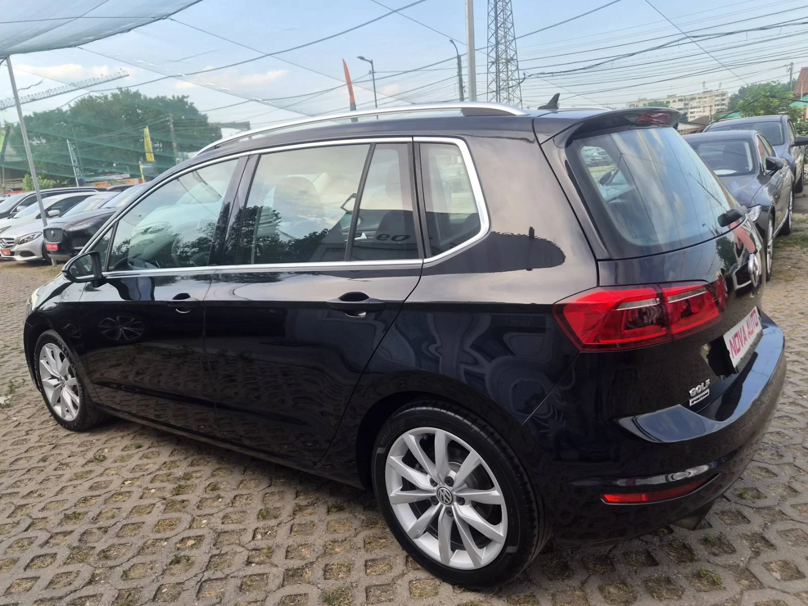 VW Sportsvan 1.4TSI-HIGH LINE-EURO6-СУПЕР СЪСТОЯНИЕ, снимка 2 - Автомобили и джипове - 55658551