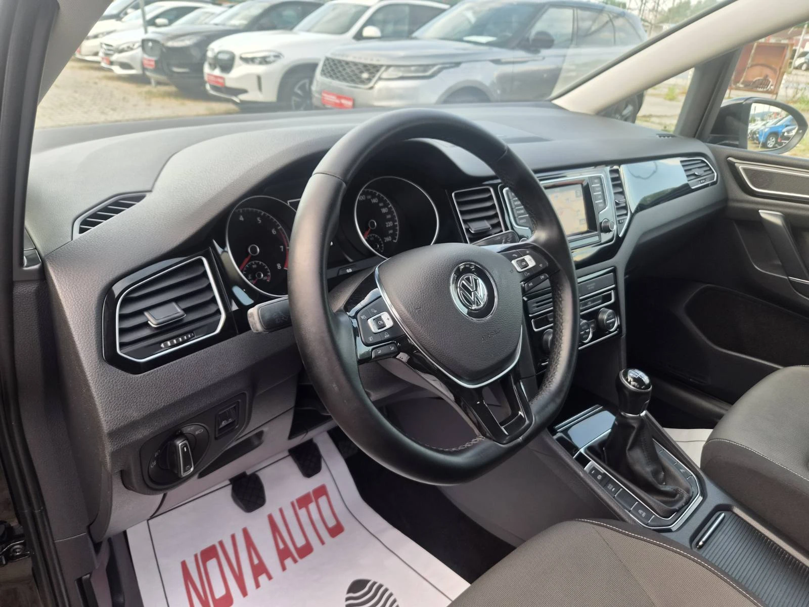 VW Sportsvan 1.4TSI-HIGH LINE-EURO6-СУПЕР СЪСТОЯНИЕ, снимка 8 - Автомобили и джипове - 55658551