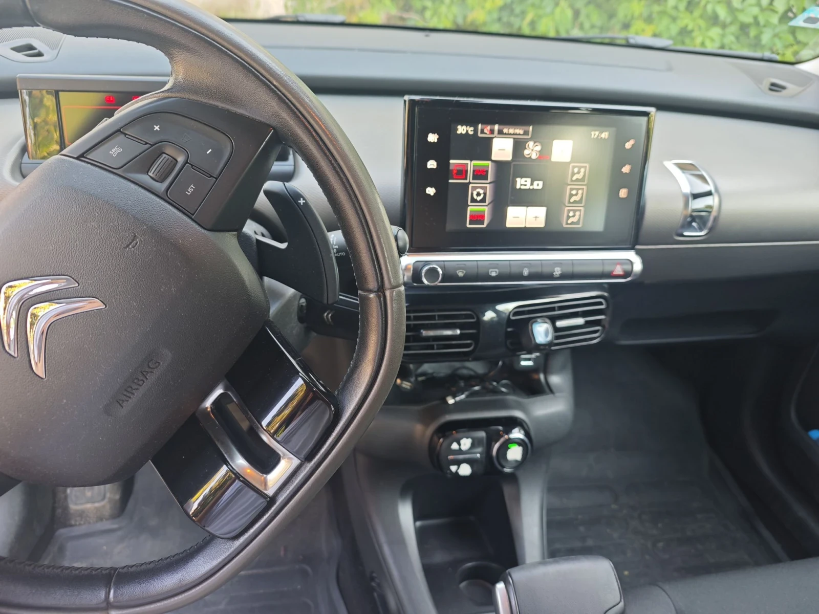 Citroen C4 Cactus Citro?n C4 Cactus 1.6 e-HDi 92 к.с.   дизел, снимка 15 - Автомобили и джипове - 55742094