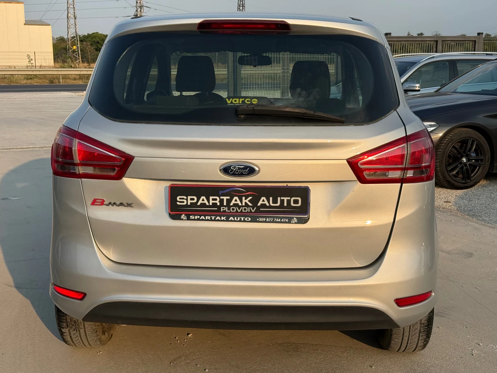 Ford B-Max 1.4i* 2015г* Ръчка* Топ Състояние* , снимка 5 - Автомобили и джипове - 55778596