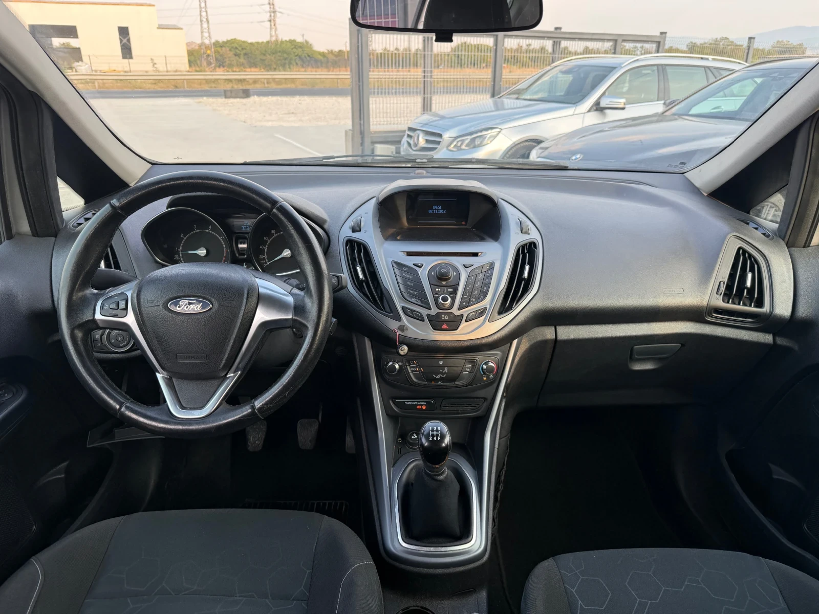 Ford B-Max 1.4i* 2015г* Ръчка* Топ Състояние* , снимка 10 - Автомобили и джипове - 55778596