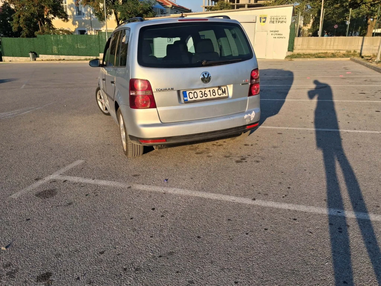 VW Touran, снимка 2 - Автомобили и джипове - 55971085