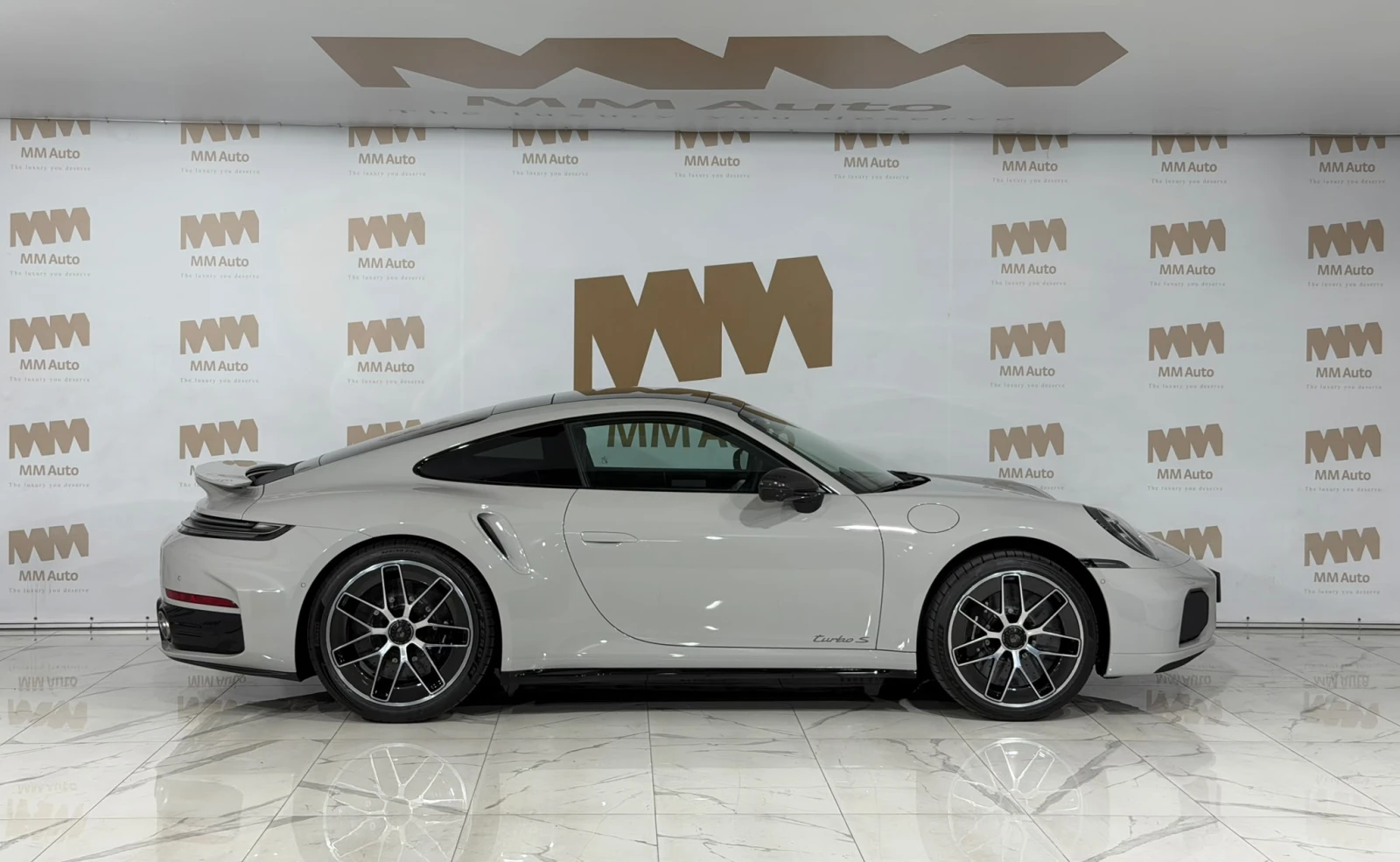 Porsche 911 Turbo S 992.2 Lift Burmester Carbon, снимка 2 - Автомобили и джипове - 56096774