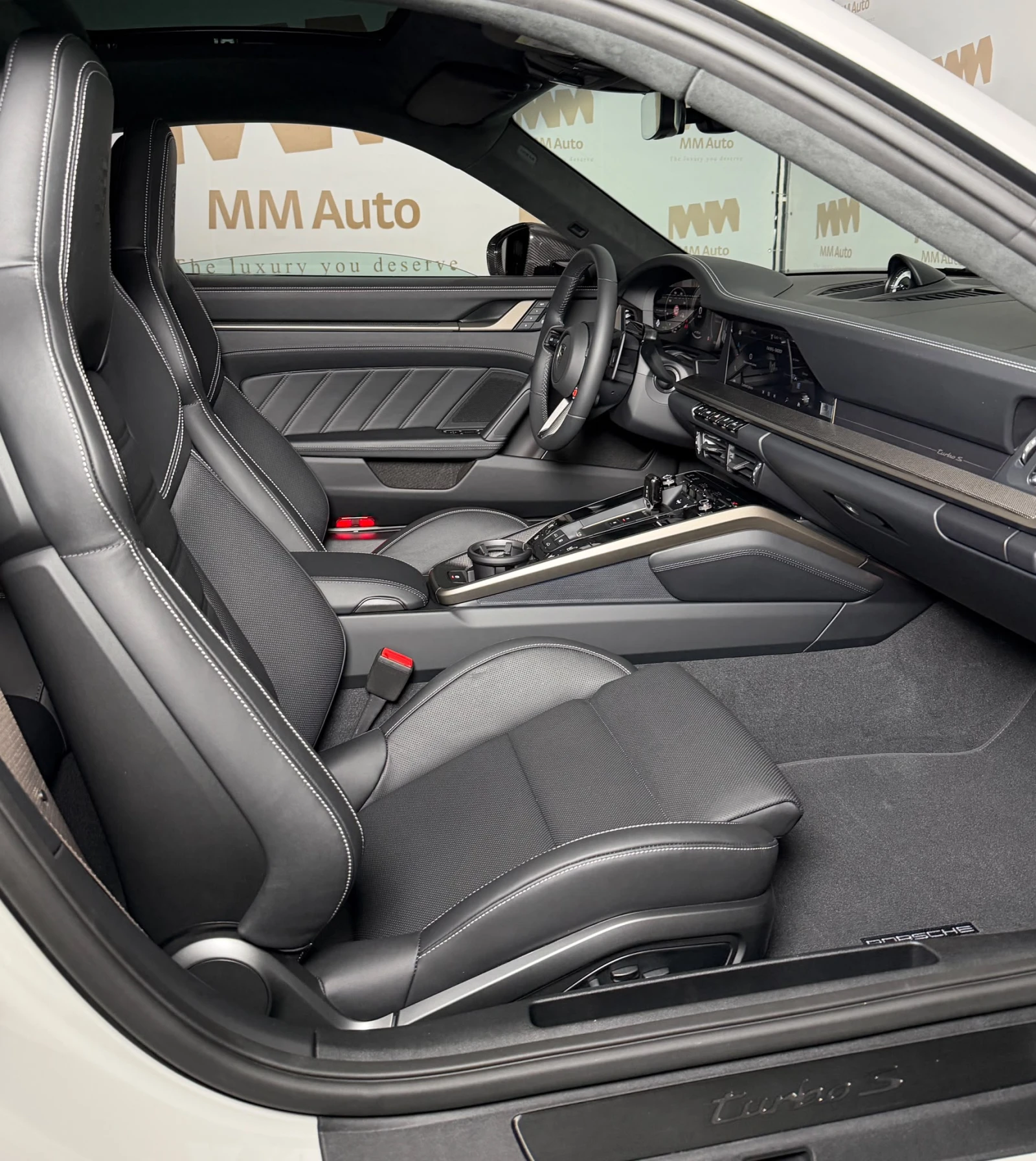 Porsche 911 Turbo S 992.2 Lift Burmester Carbon, снимка 11 - Автомобили и джипове - 56096774