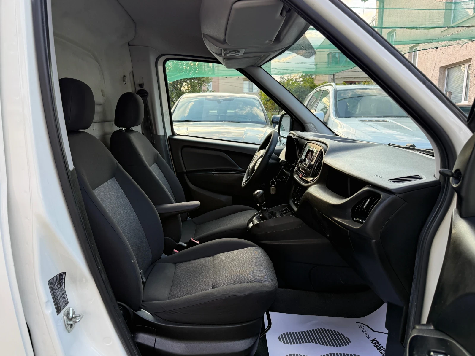 Fiat Doblo 1.6M-JET 105HP, снимка 12 - Автомобили и джипове - 56138799