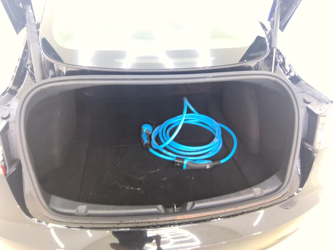 Tesla Model 3 SR LFP, снимка 7 - Автомобили и джипове - 56145963