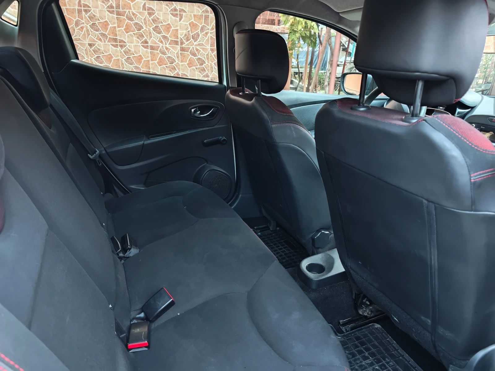 Renault Clio, снимка 6 - Автомобили и джипове - 56328712