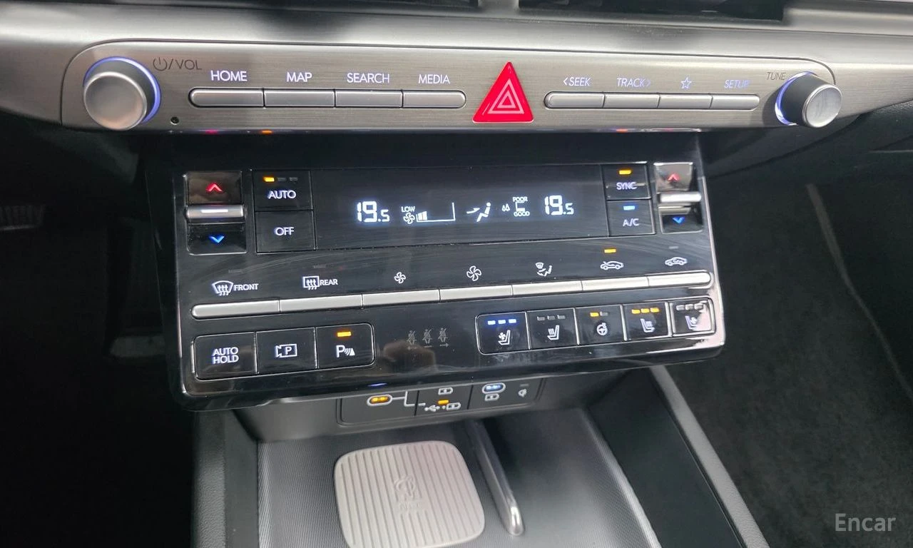 Hyundai Grandeur 3.5* МАСАЖ* ОБДУВХАНЕ* ДИСТРОНИК* 360* КРАЙНА ЦЕНА, снимка 14 - Автомобили и джипове - 56213230