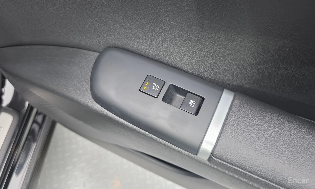 Hyundai Grandeur 3.5* МАСАЖ* ОБДУВХАНЕ* ДИСТРОНИК* 360* КРАЙНА ЦЕНА, снимка 16 - Автомобили и джипове - 56213230