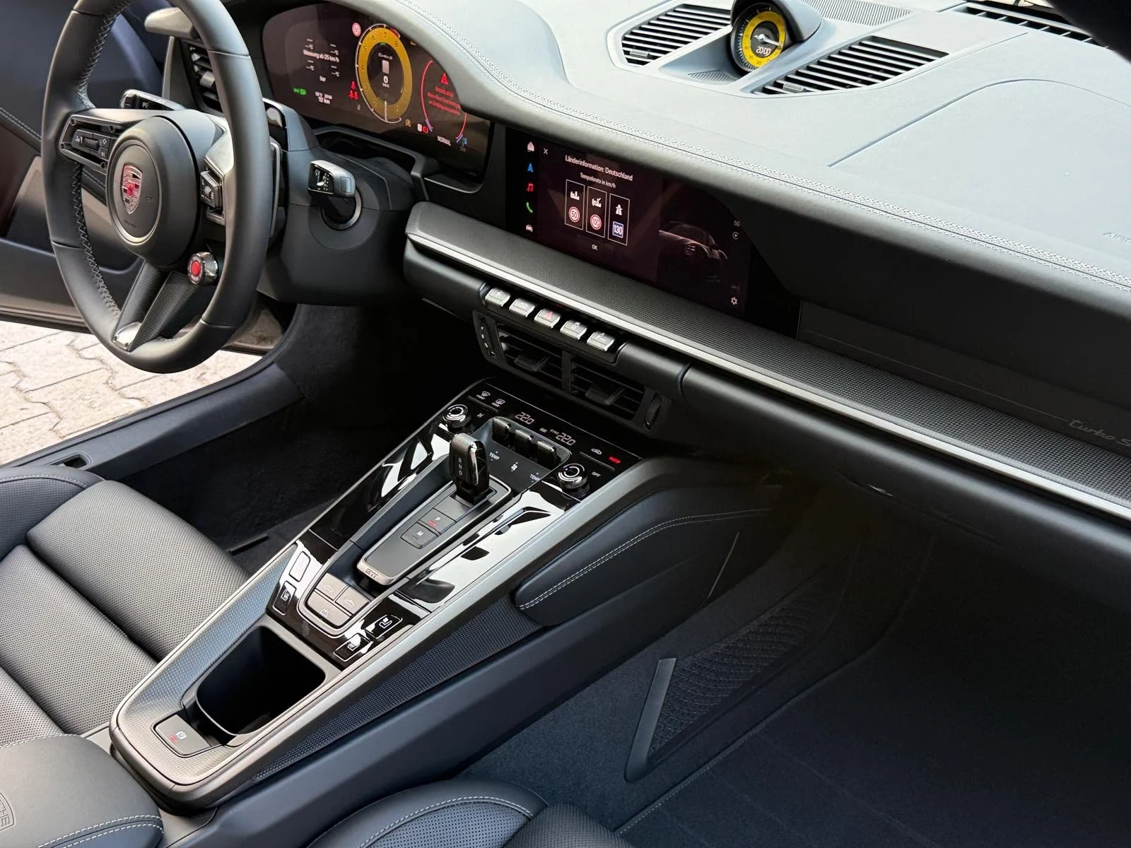 Porsche 911 TURBO S/992.2/CABRIO/BURMESTER/LIFT/VENT SEATS | Mobile.bg � ����������� 11