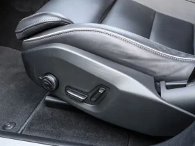 Volvo XC60 T8 Recharge AWD = Ultra Dark = Гаранция - 55250 € / 108059.61 лв. - 17092823 5