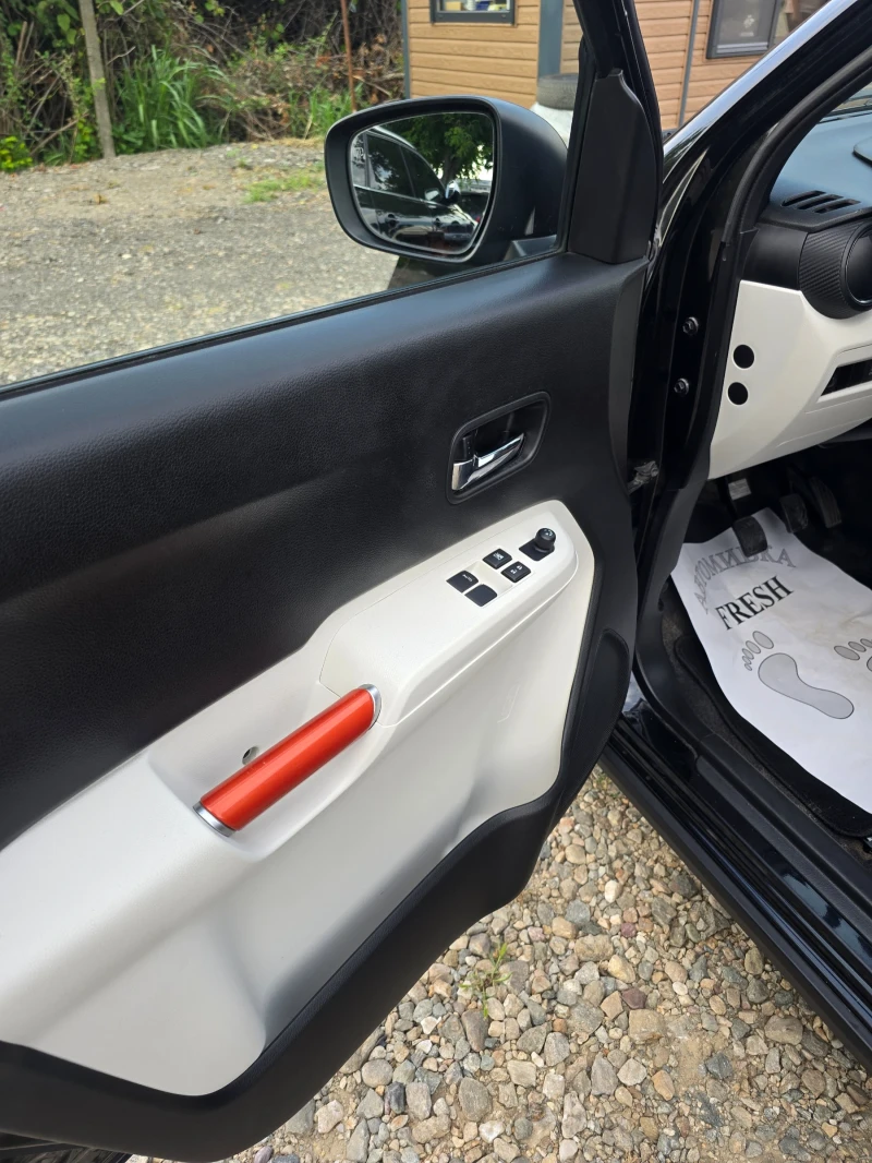 Suzuki Ignis 1.2i Camera/ Navi/ Euro6 , снимка 7 - Автомобили и джипове - 51033529