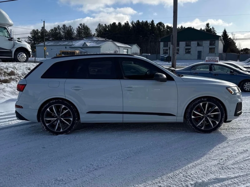 Audi SQ7 * 4.0 TFSI quattro * CARFAX * БЕЗ ПЪРВОНАЧАЛНА ВНО, снимка 4 - Автомобили и джипове - 52901263