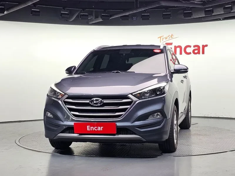 Hyundai Tucson DIESEL 1.7 2WD MODERN, снимка 3 - Автомобили и джипове - 55263627
