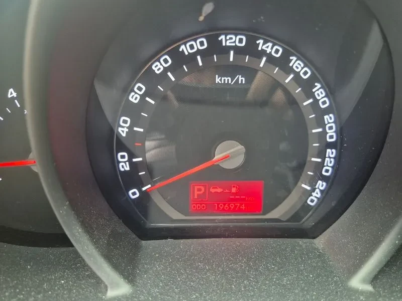 Kia Sportage R Diesel 2Wd Tlx Top-Of-The-Line Model, снимка 10 - Автомобили и джипове - 55784250