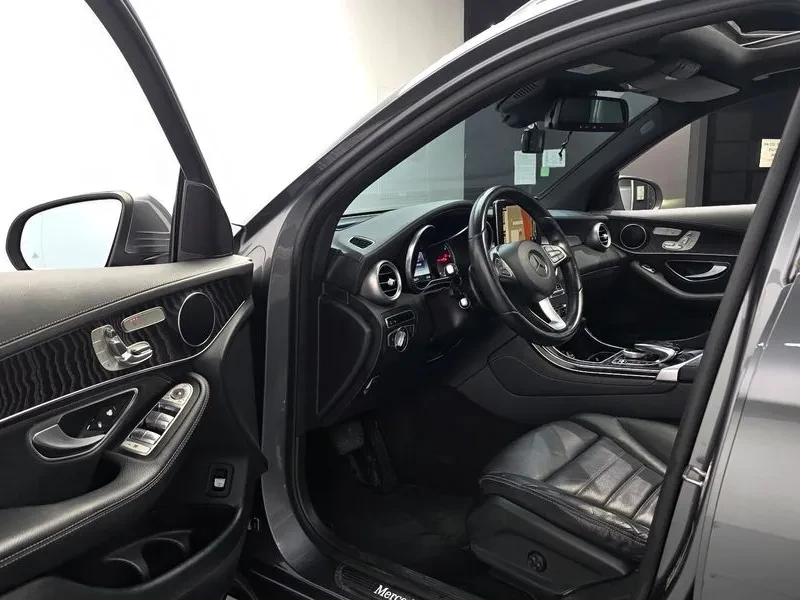 Mercedes-Benz GLC 220 4MATIC - САМО 30% АВАНС, снимка 10 - Автомобили и джипове - 56005618