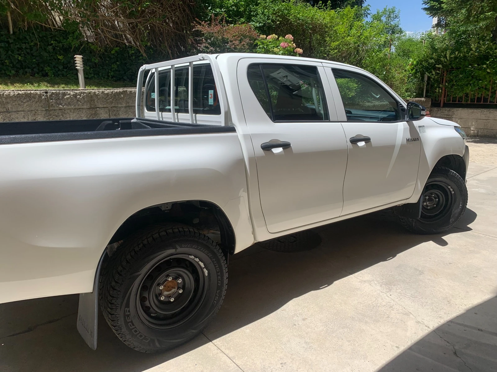 Toyota Hilux 2, 4 дизел - изображение 4