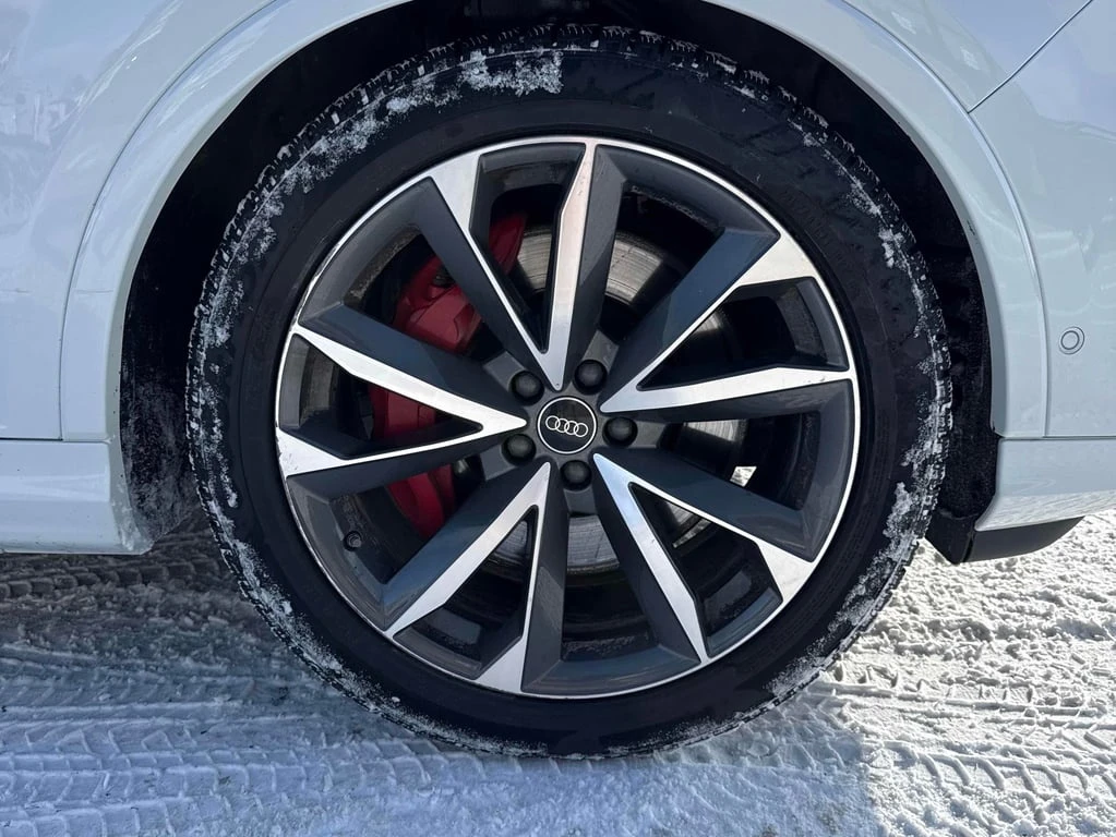 Audi SQ7 * 4.0 TFSI quattro * CARFAX * БЕЗ ПЪРВОНАЧАЛНА ВНО - изображение 7