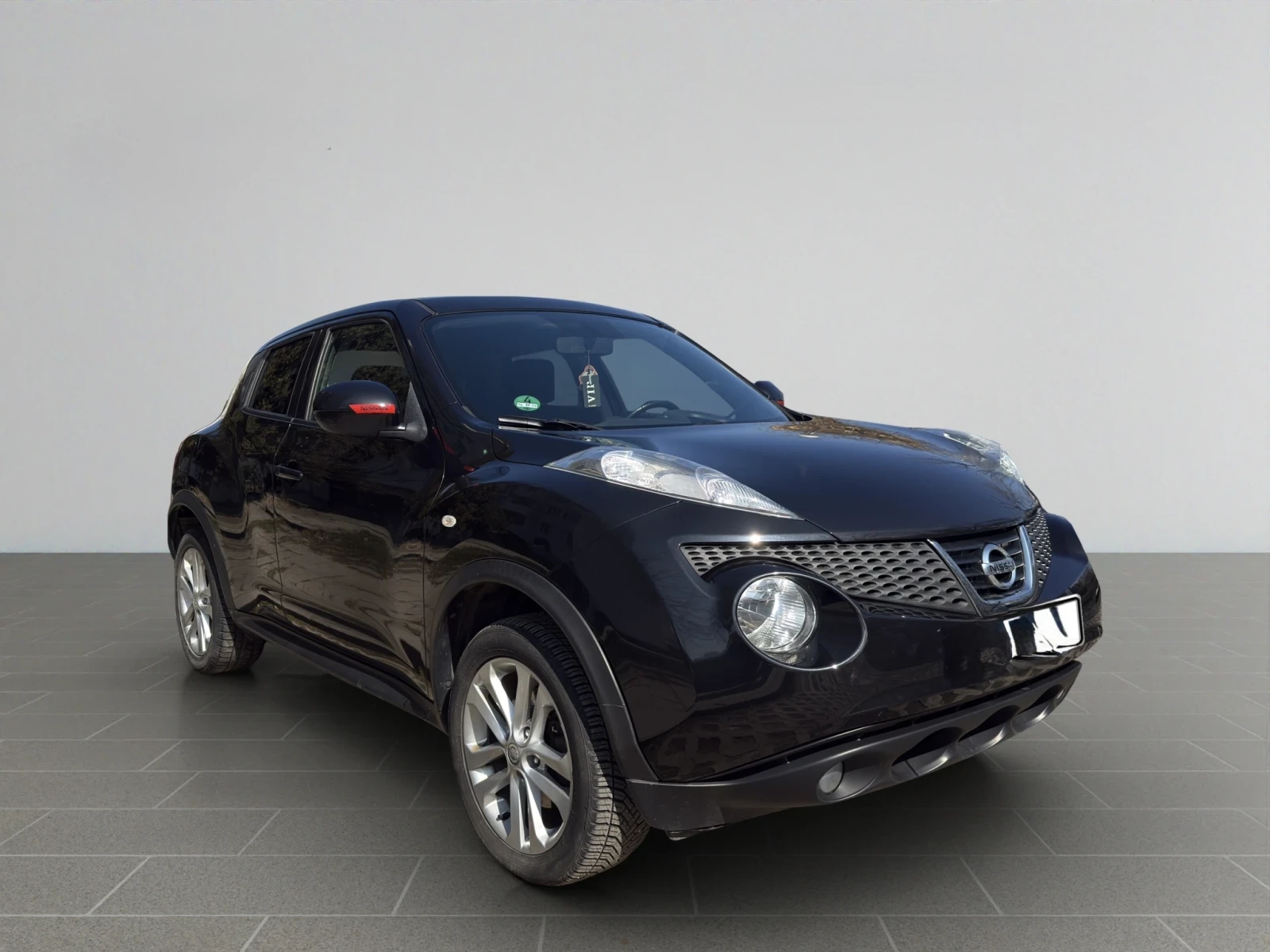Nissan Juke 1.6 DIG-T 190 Acenta, снимка 3 - Автомобили и джипове - 53753443