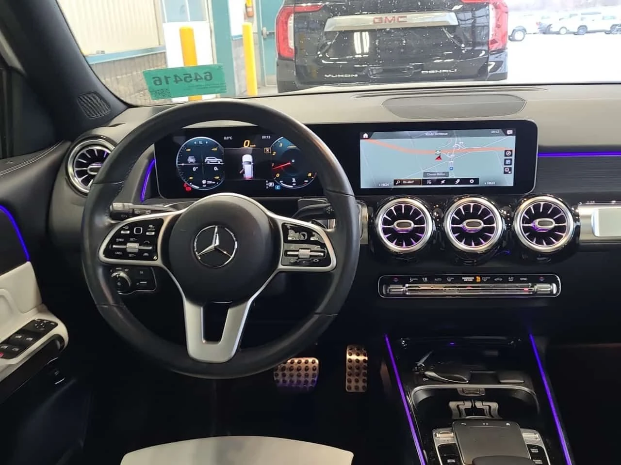 Mercedes-Benz GLB 250| 360 КАМЕРИ| АМБИЕНТ| ПАНОРАМА| 2 КЛЮЧА| , снимка 9 - Автомобили и джипове - 54163498