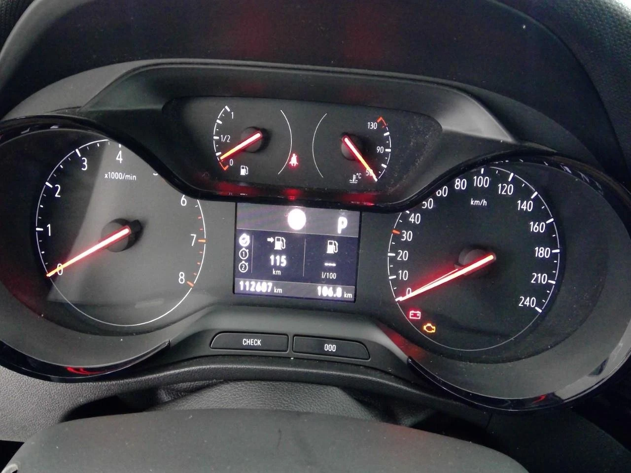 Opel Crossland X 1.2 Edition, снимка 6 - Автомобили и джипове - 54288703