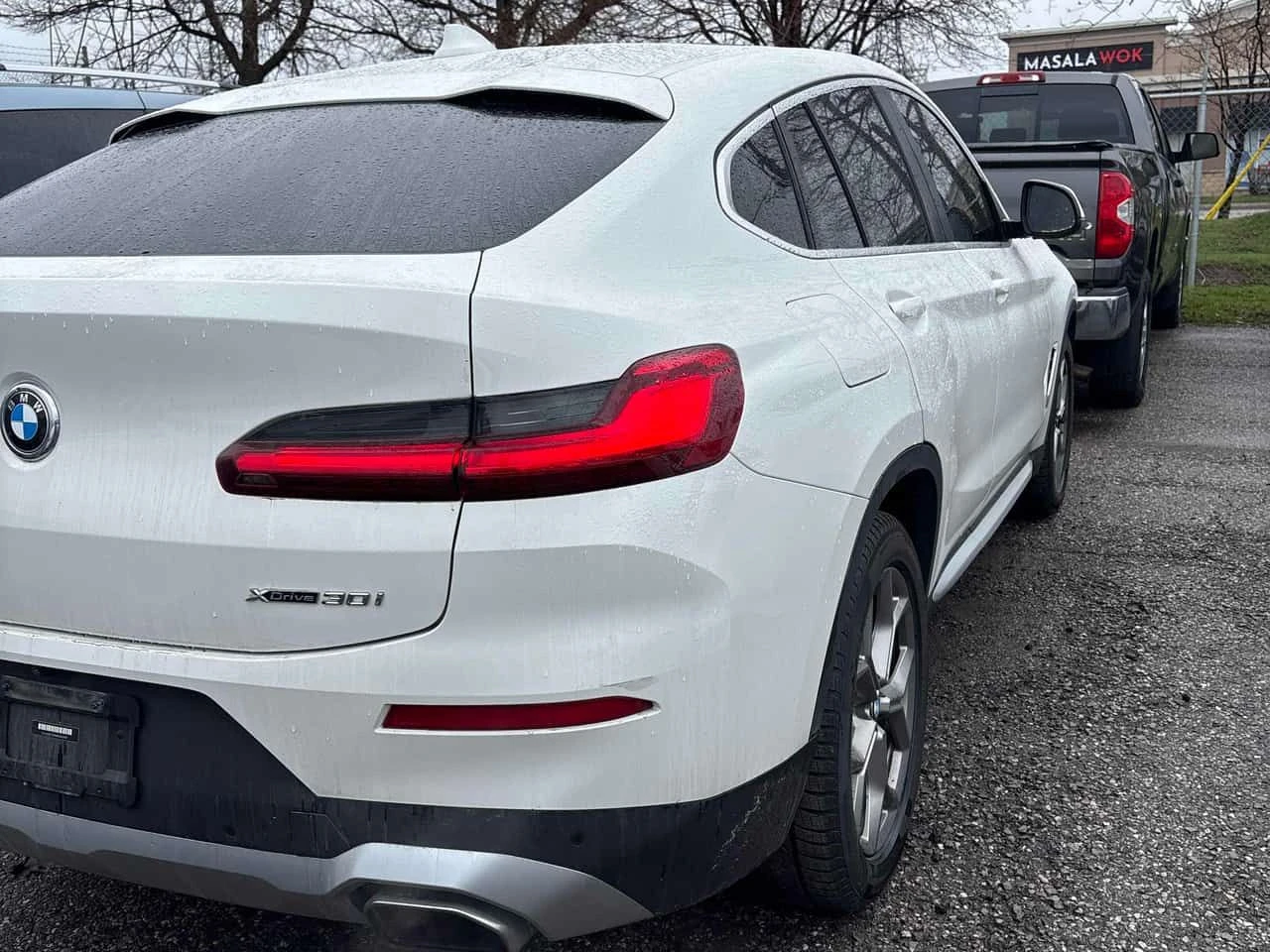 BMW X4 xDrive30i/ПАНОРАМА/ПОДГРЕВИ/ОТ ПРЕДСТАВИТЕЛСТВО, снимка 4 - Автомобили и джипове - 54320071
