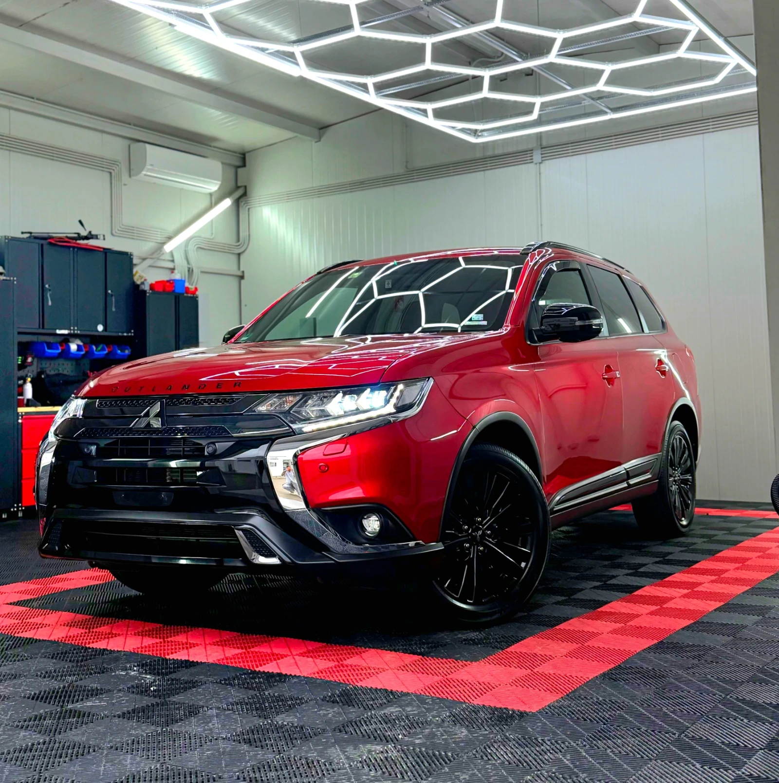 Mitsubishi Outlander 1ви Собсвеник, 7 места, РЕАЛНИ КИЛОМЕТРИ, ЛИМИТИРА