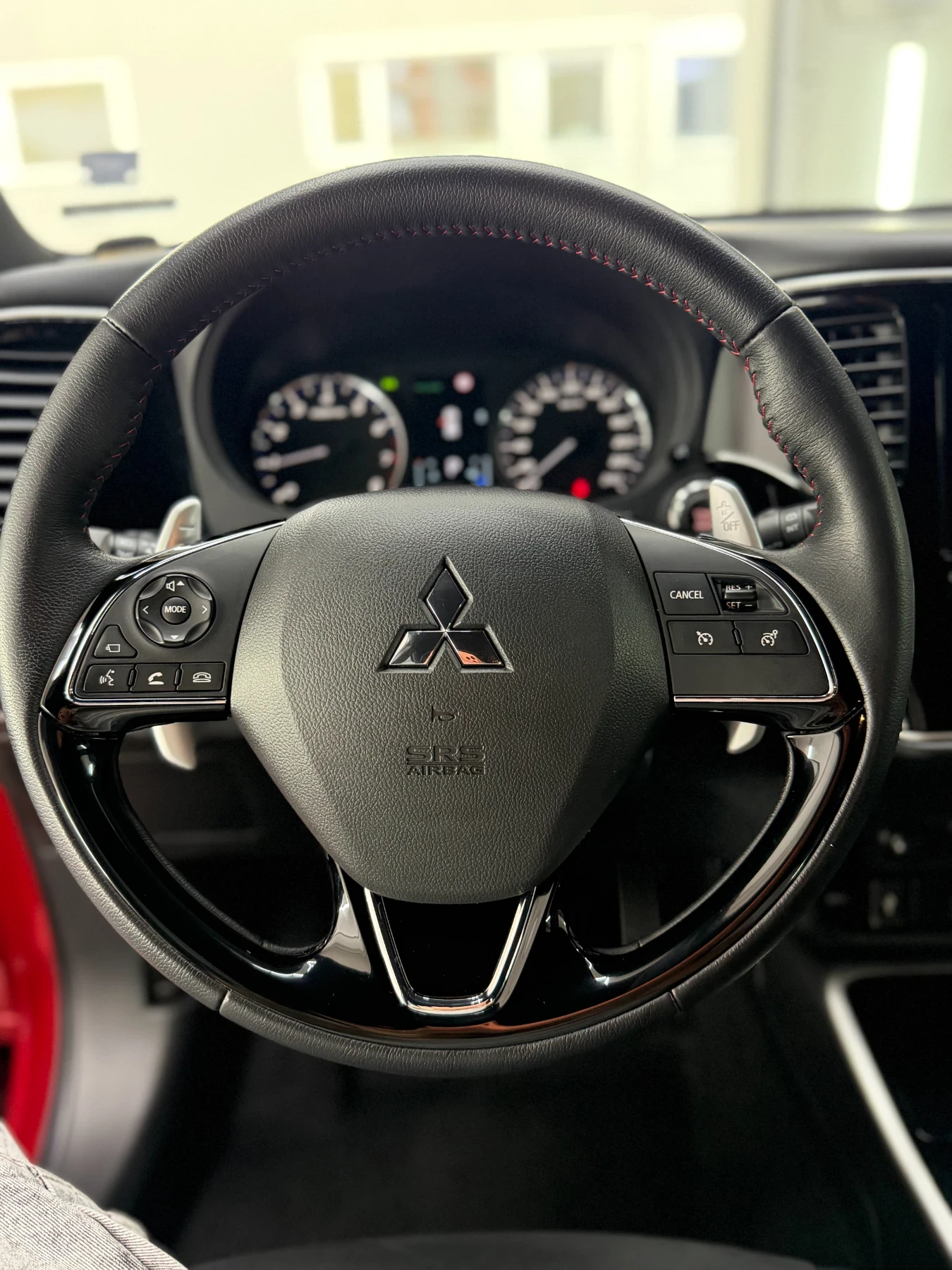 Mitsubishi Outlander 1ви Собсвеник, 7 места, РЕАЛНИ КИЛОМЕТРИ, ЛИМИТИРА, снимка 10 - Автомобили и джипове - 54716197