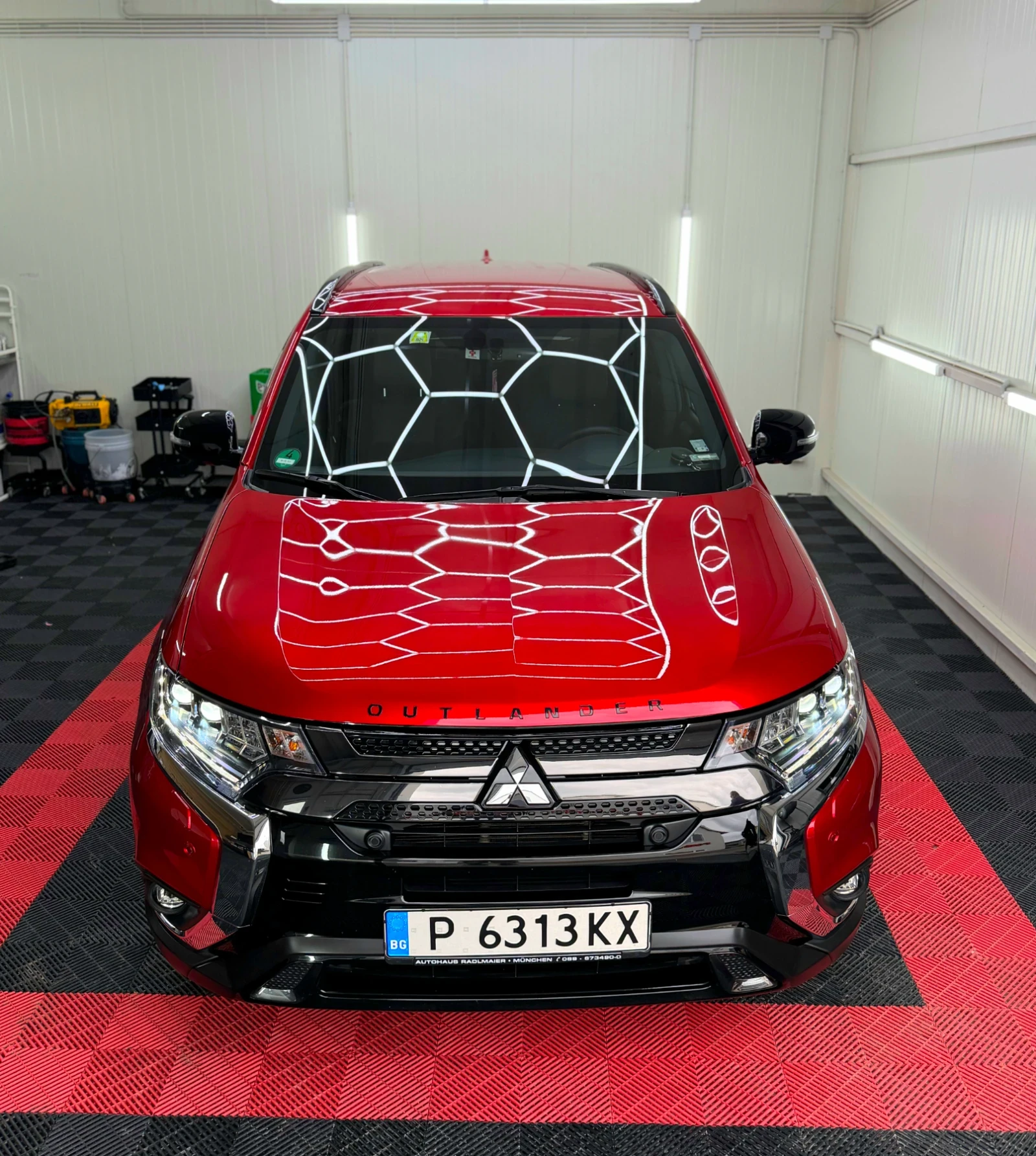 Mitsubishi Outlander 1ви Собсвеник, 7 места, РЕАЛНИ КИЛОМЕТРИ, ЛИМИТИРА, снимка 3 - Автомобили и джипове - 54716197