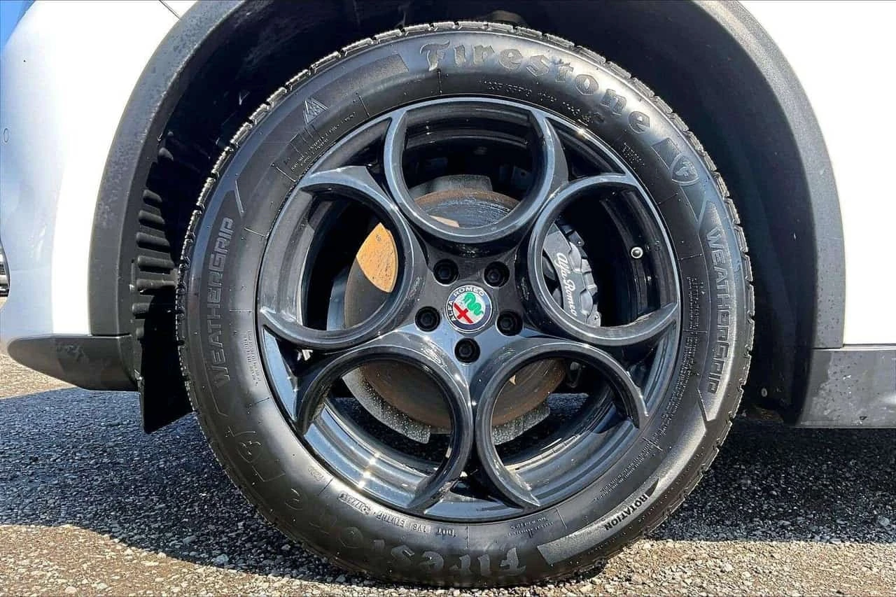 Alfa Romeo Stelvio * 2.0 Turbo Sport | �������� | �������� | CARFAX | | Mobile.bg � ����������� 8