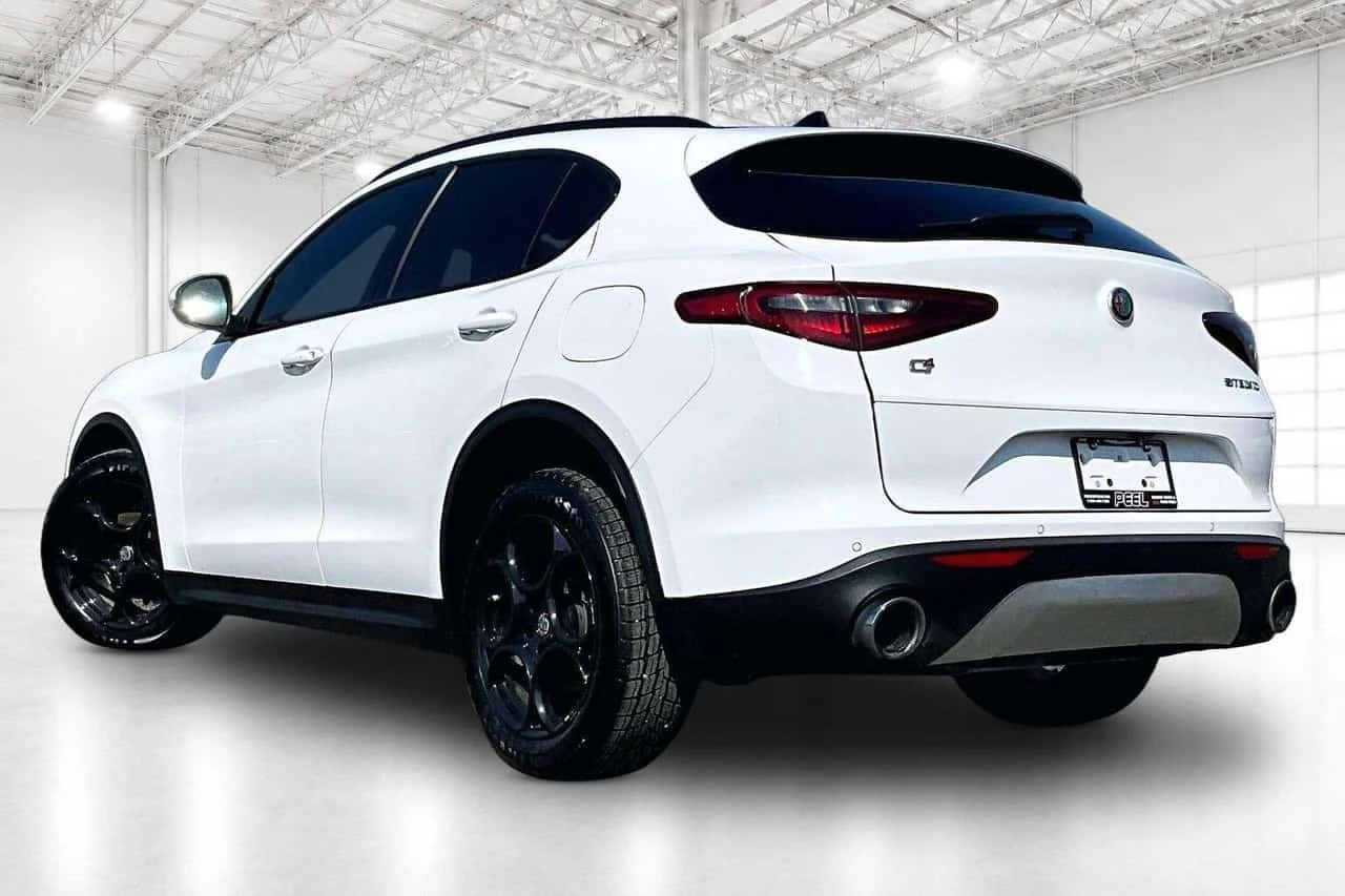 Alfa Romeo Stelvio * 2.0 Turbo Sport | �������� | �������� | CARFAX | | Mobile.bg � ����������� 12