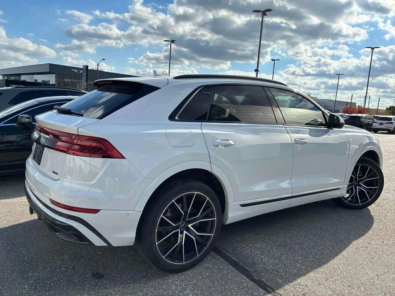 Audi Q8, снимка 5 - Автомобили и джипове - 56689232