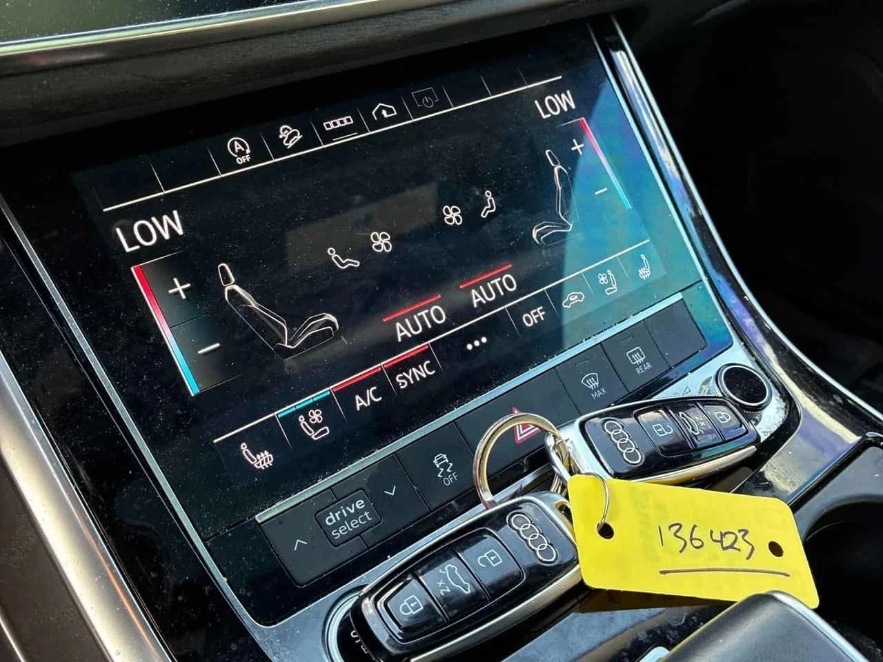 Audi Q8, снимка 8 - Автомобили и джипове - 56689232