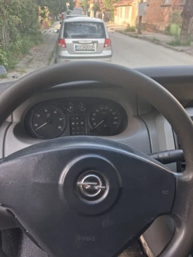 Opel Vivaro 1.9 CDTI - MAXI Дълга база - Реални км!, снимка 6