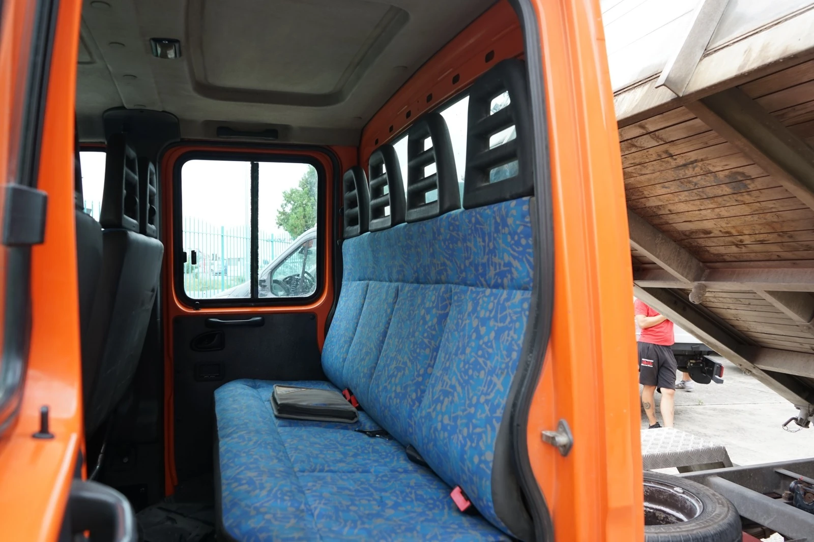 Iveco Daily 35c11* 2.8TDI* 6+ 1места* Тристранен самосвал - изображение 6