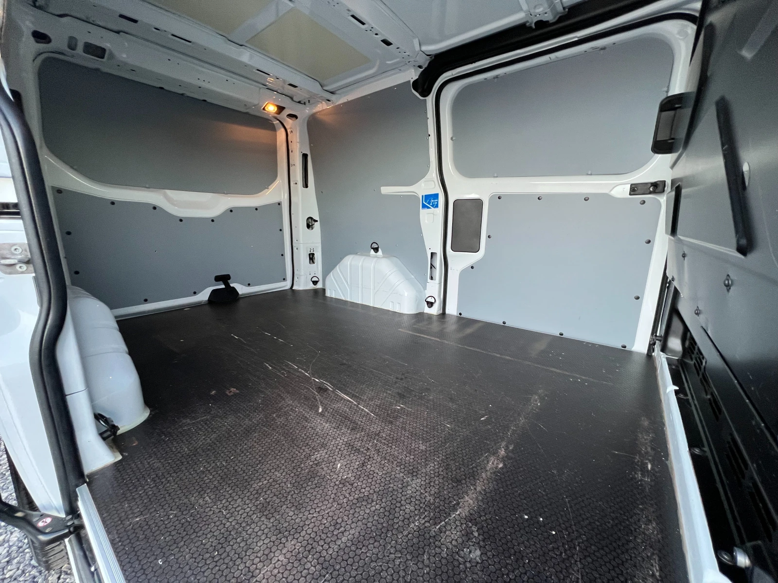 Ford Transit Custom 2.0TDCi ��� ��������� �����/3-������/����. ������� | Mobile.bg � ����������� 11