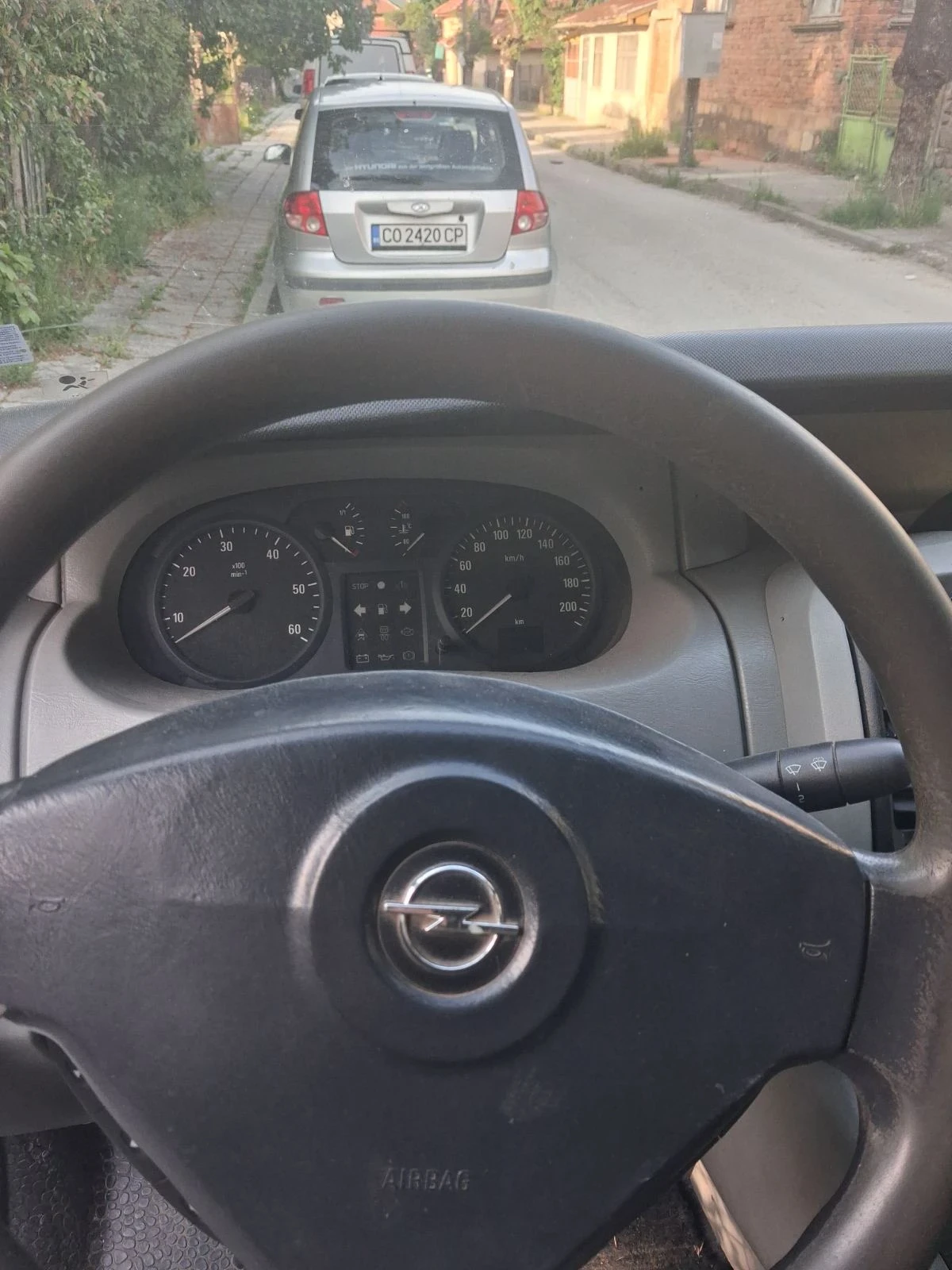 Opel Vivaro 1.9 CDTI - MAXI Дълга база - Реални км!, снимка 6 - Бусове и автобуси - 54496634