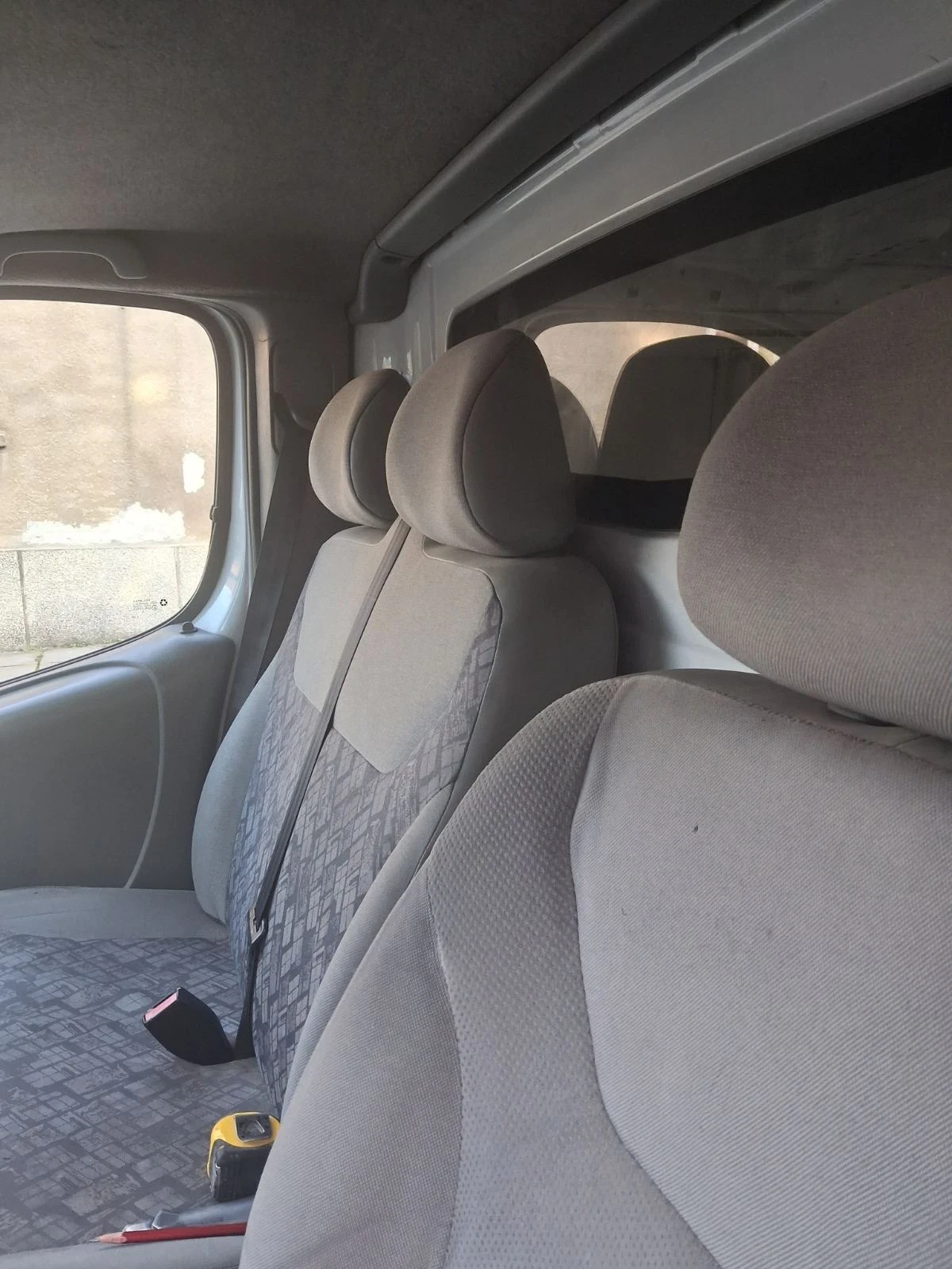 Opel Vivaro 1.9 CDTI - MAXI Дълга база - Реални км!, снимка 4 - Бусове и автобуси - 54496634