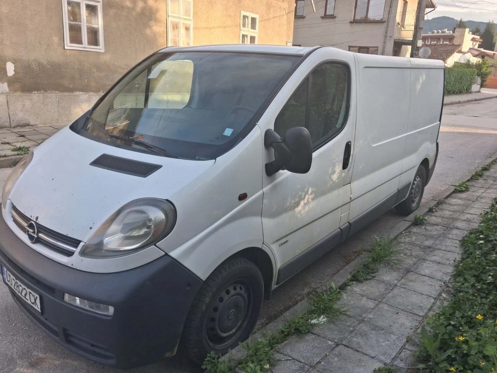 Opel Vivaro 1.9 CDTI - MAXI Дълга база - Реални км!