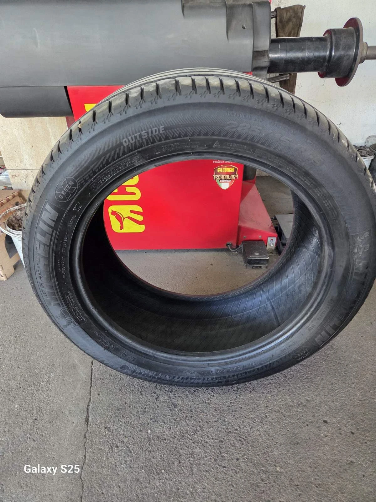 Гуми Летни 255/50R19, снимка 3 - Гуми и джанти - 55620331