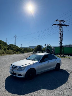 Mercedes-Benz C 200, снимка 2