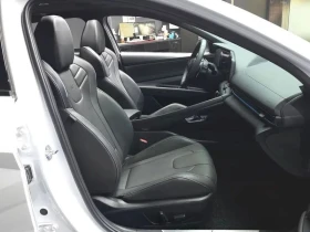 Hyundai Elantra, снимка 10