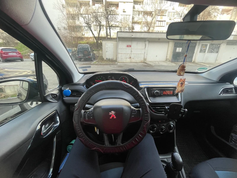 Peugeot 208, снимка 3 - Автомобили и джипове - 48600054