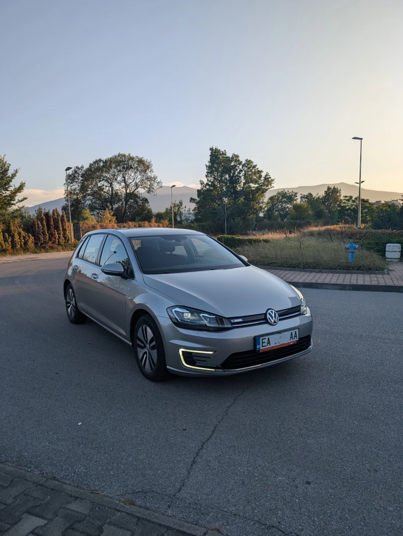 VW Golf e-Golf, снимка 1 - Автомобили и джипове - 48648079