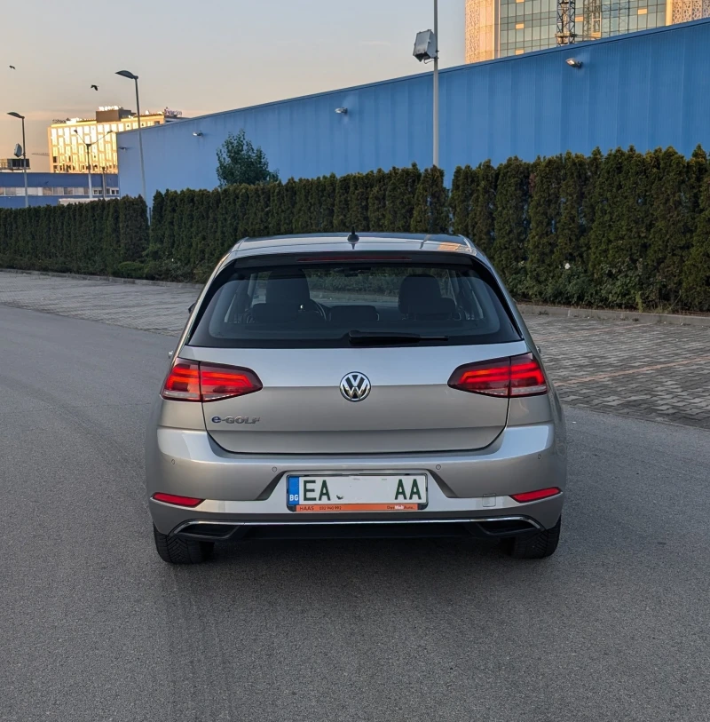 VW Golf e-Golf, снимка 4 - Автомобили и джипове - 48648079