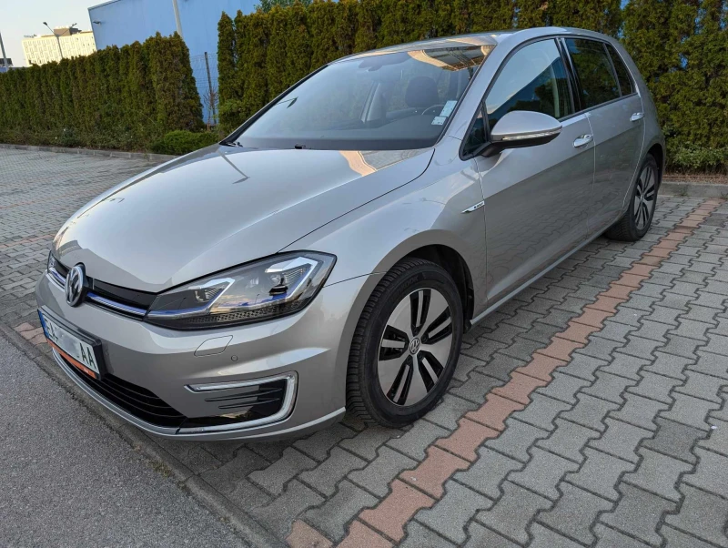 VW Golf e-Golf, снимка 7 - Автомобили и джипове - 48648079