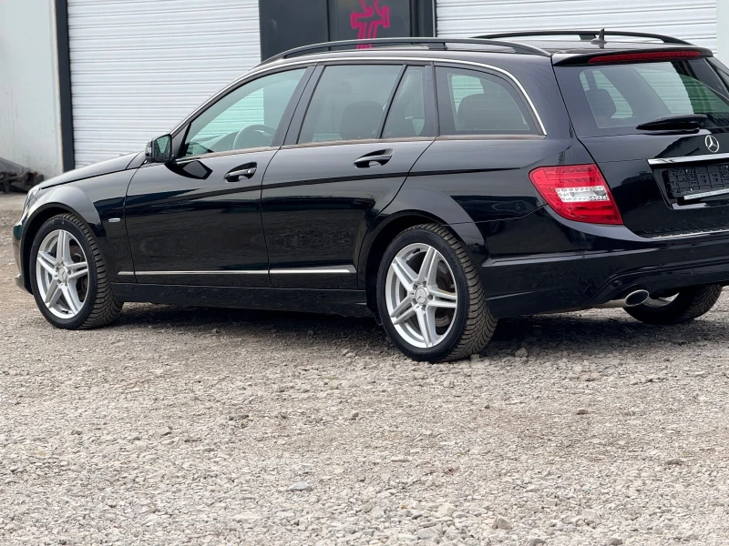 Mercedes-Benz C 220, снимка 7 - Автомобили и джипове - 49592969