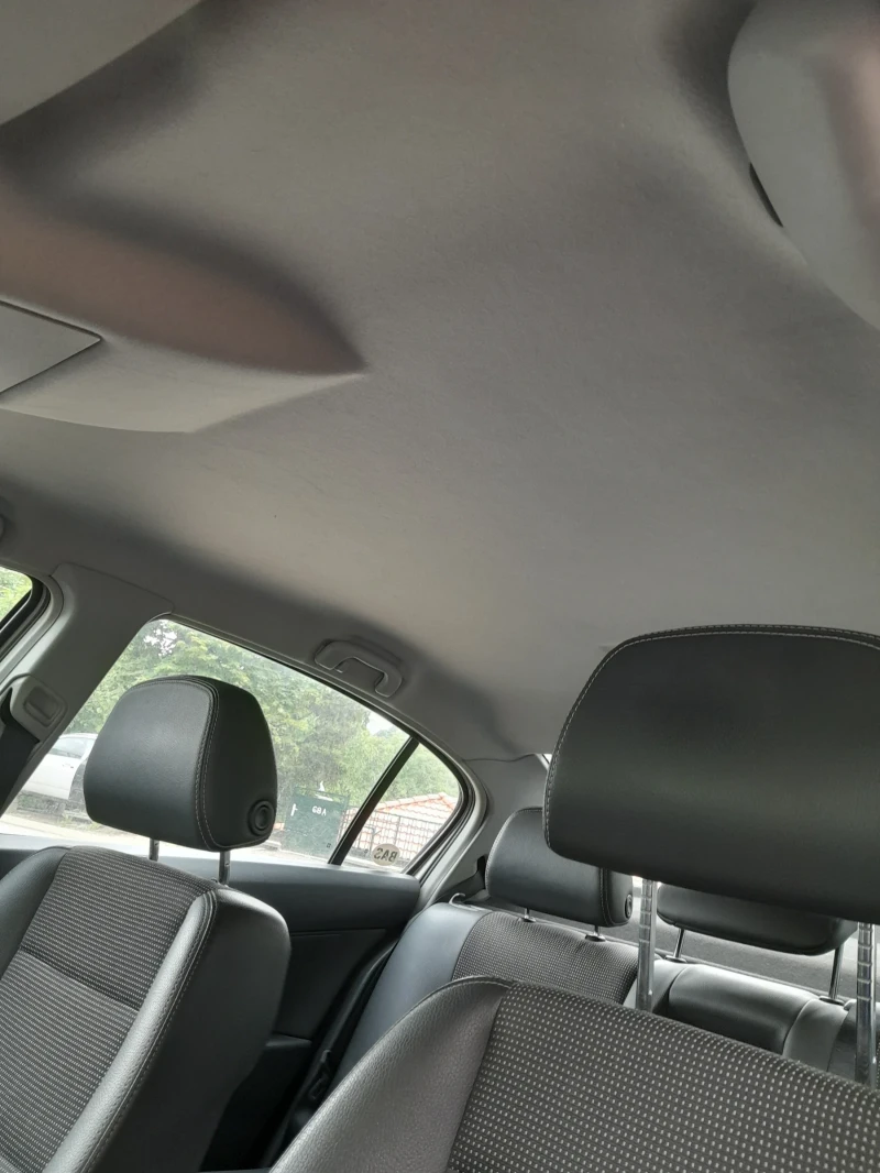 Opel Astra 1.6-116кс СЕДАН, снимка 6 - Автомобили и джипове - 49823904